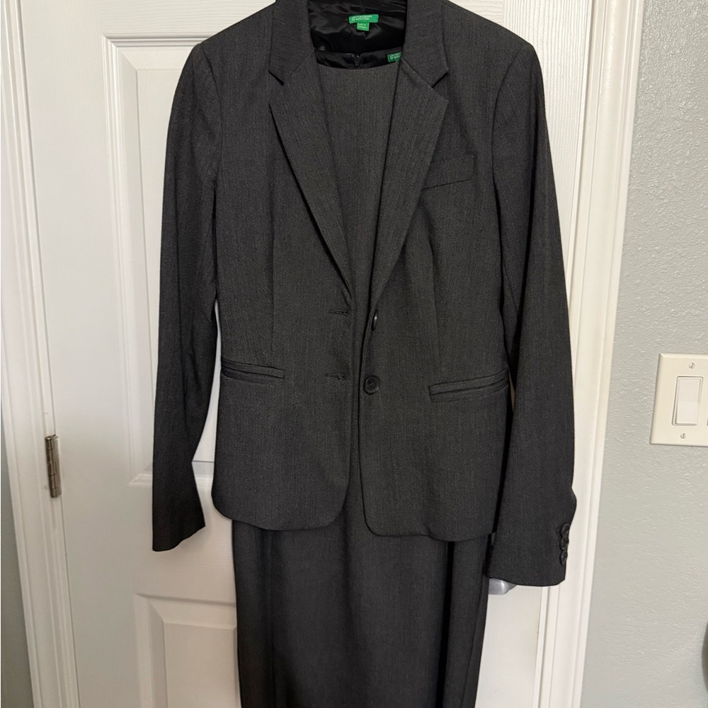 United Colors Of Benetton Charcoal Gray Women's Suit Jacket & Skirt